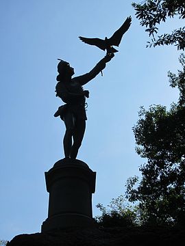 "Central_Park,_NYC_(May_2014)_-_18.JPG" by User:Another Believer