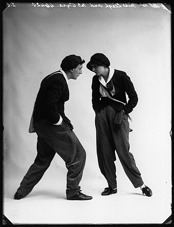 Alexander Bassano Studio, Jan Oyra and Dorma Leigh in "Tina", 1916