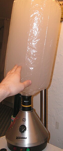 File:Volcano Vaporizer.jpg