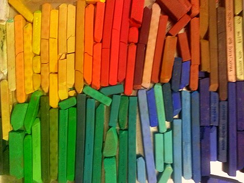 "Crayons_Faber-Castell_production.JPG" by User:יעל י