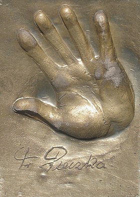 Franciszek Pieczka, handprint and signature in Międzyzdroje, 2010