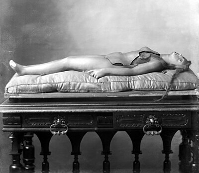 Anatomical female figure manikin in wax, by Anna Morandi Manzolini, 18th century