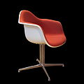 "Eames_chair-IMG_4624.jpg" by User:Rama