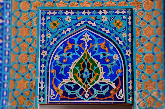 "CSC_0056_(1600x1200).jpg" by User:Ali Karimzadeh 1355