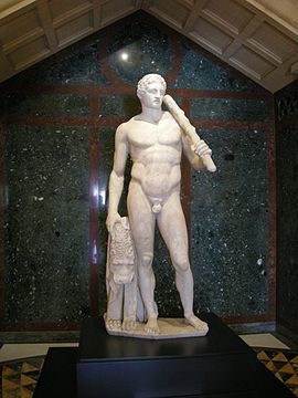 "Arte_romana,_ercole_lansdwne,_125_ca.,_02.JPG" by User:Sailko