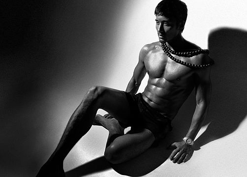 "Hu_Bing_Post_Workout_2.jpg" by User:Roaminglife