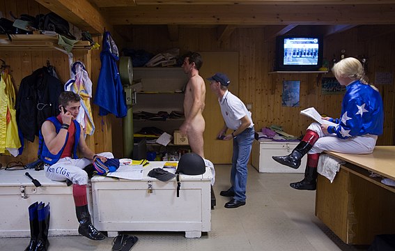 "Munich_-_Jockey_dressing_room_-_5238.jpg" by User:Jorgeroyan