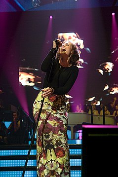 "AlisonMoyet2011.jpg" by User:Taras