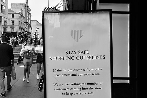 Glasgow. Buchanan Street. 'Safe Shopping'