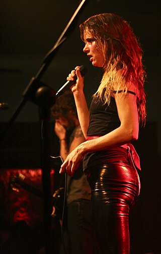 Juliette and the Licks, Zappa Club, Tel Aviv, 2007. Photo by Niv Singer