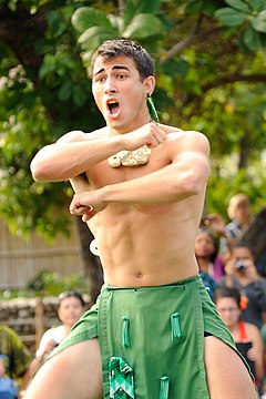 "Polynesian_Cultural_Center_-_Canoe_Pageant_(8329421774).jpg" by User:File Upload Bot (Magnus Manske)
